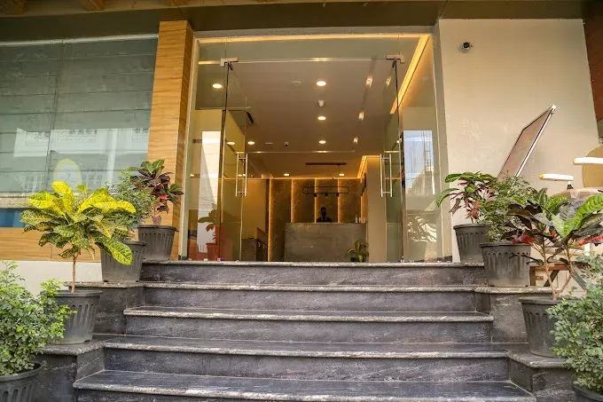 Four Leaf Hotel - Sapphire Blue, Varanasi hotel