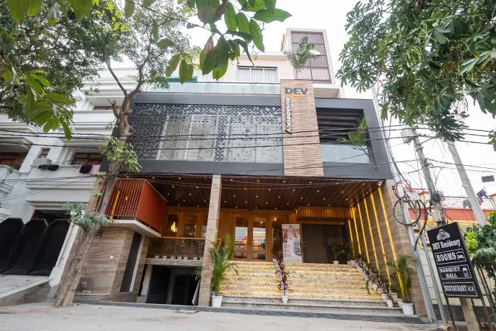 Dev Residency Hotel, Varanasi (A Unit of The Elegance)