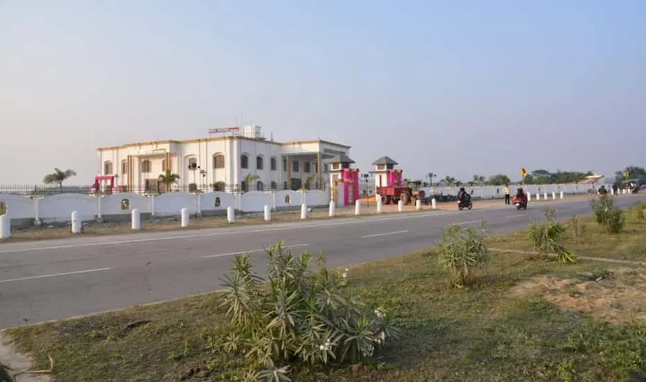 The Royal Heritage Hotel & Resort (Ayodhya) — photo 2