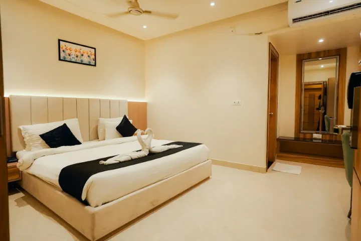 Dev Residency Hotel, Varanasi (A Unit of The Elegance) — photo 5