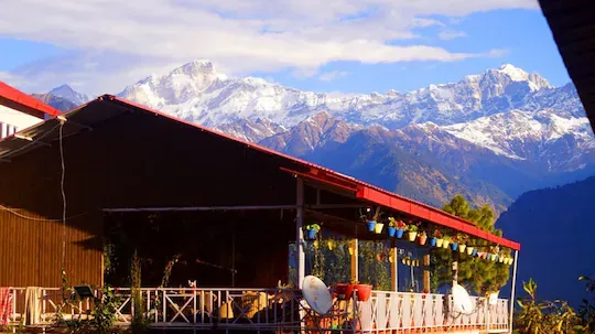 The Village Retreat Resort, Guptkashi